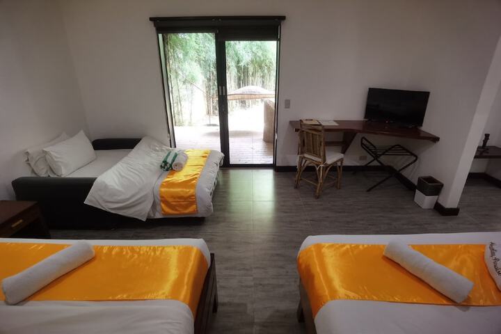 Room 16 of 72