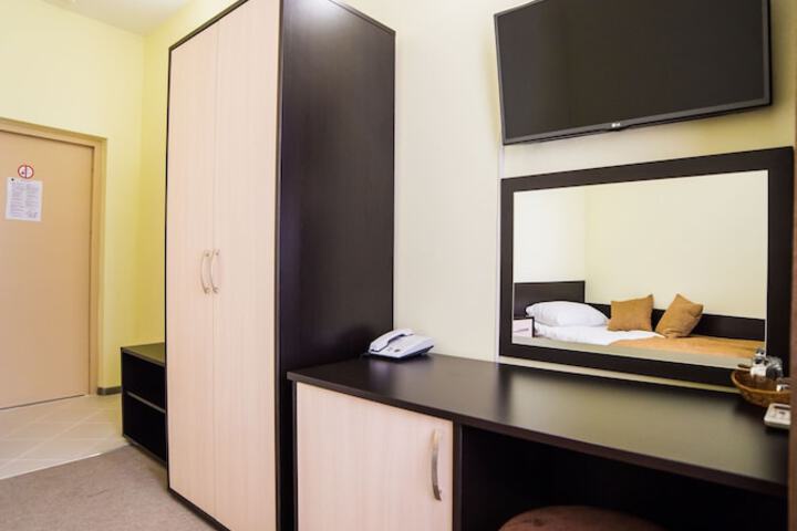 Room 22 of 50