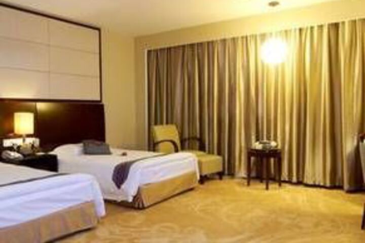 Room 126 of 180