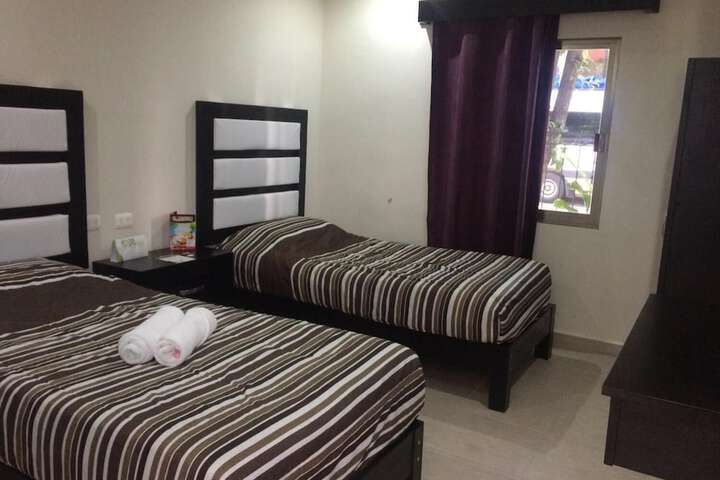 Room 8 of 30