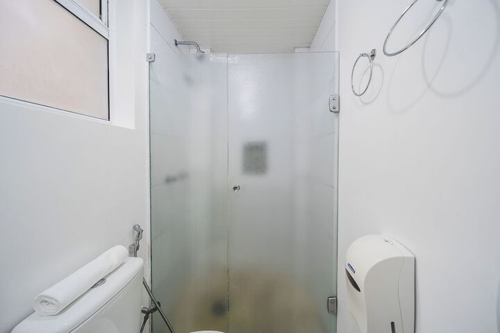 Room 47 of 76