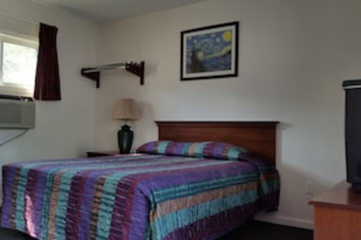 Room 7 of 63