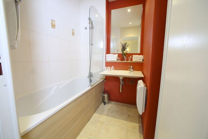Clean Restrooms