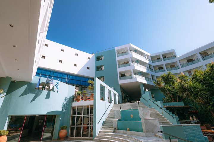 Hotel 69 of 78