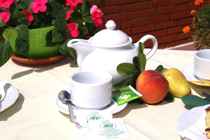 Breakfast/Coffee Service 55 of 87