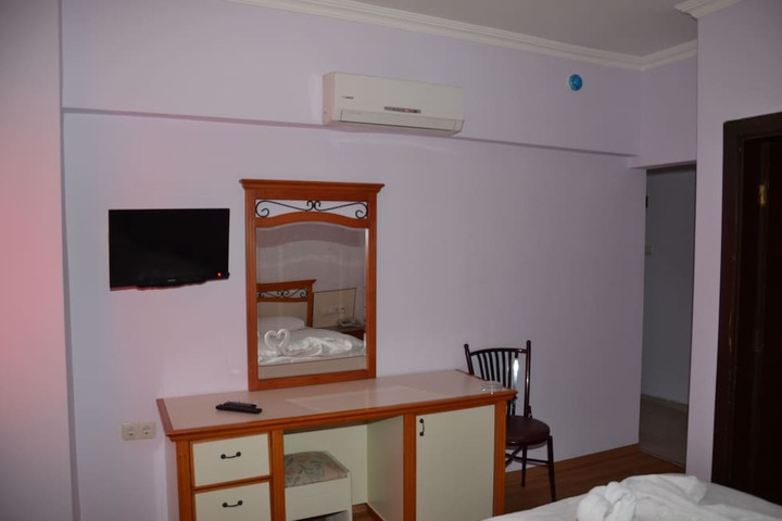 Room 19 of 28