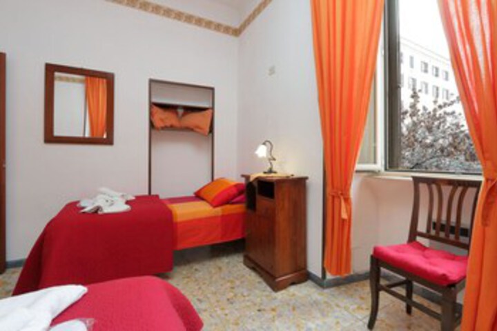 Room 118 of 166