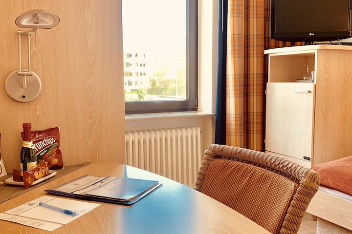 Room 8 of 49