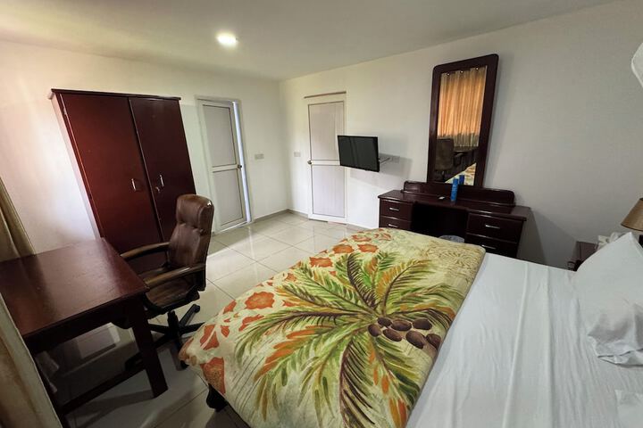 Room 25 of 84