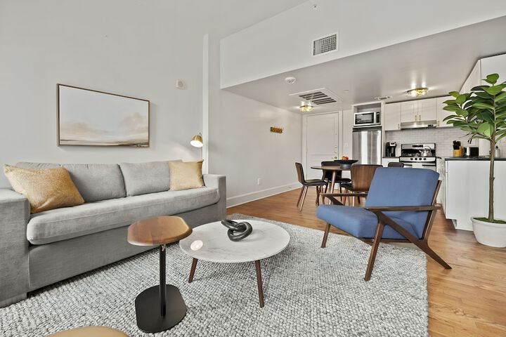 Room 45 of 98