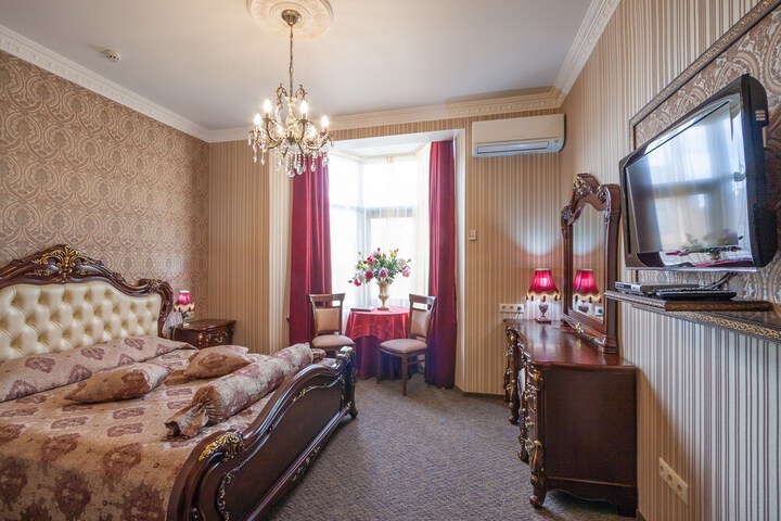 Room 19 of 63
