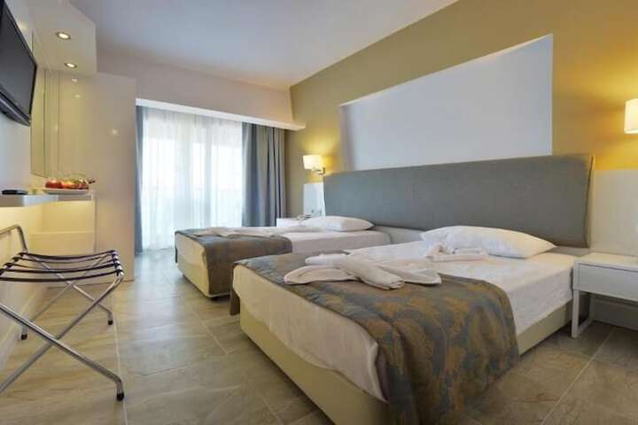 Room 5 of 29