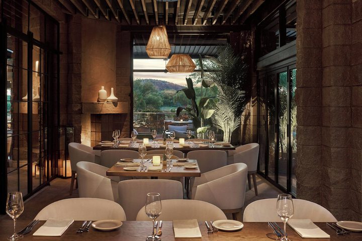 Dining 106 of 182