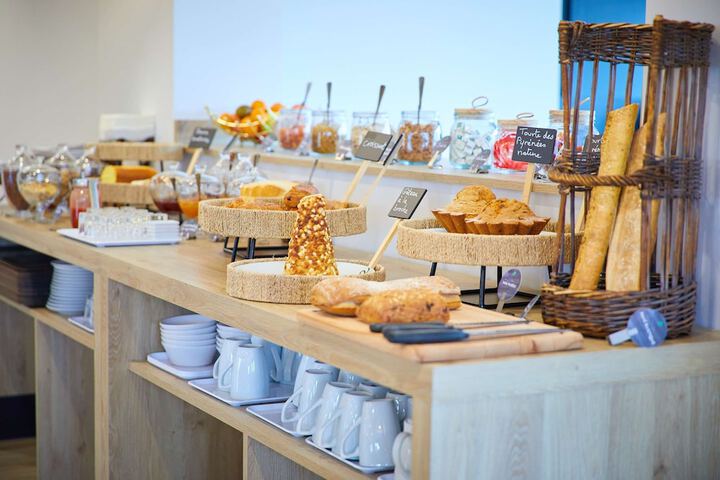 Dining Photos