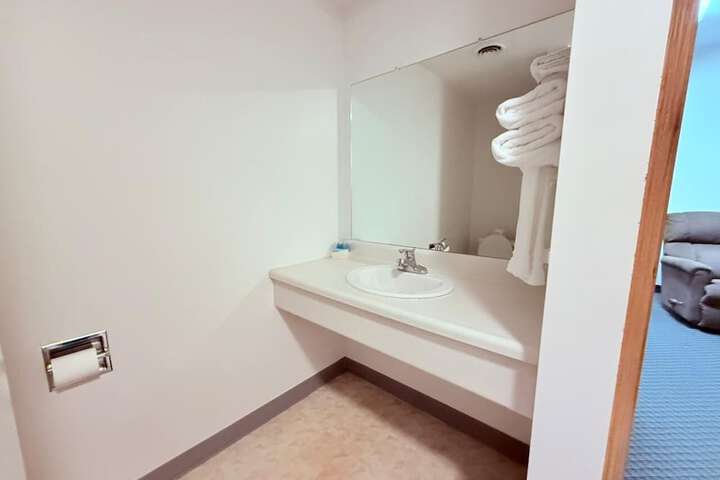 Room 14 of 24