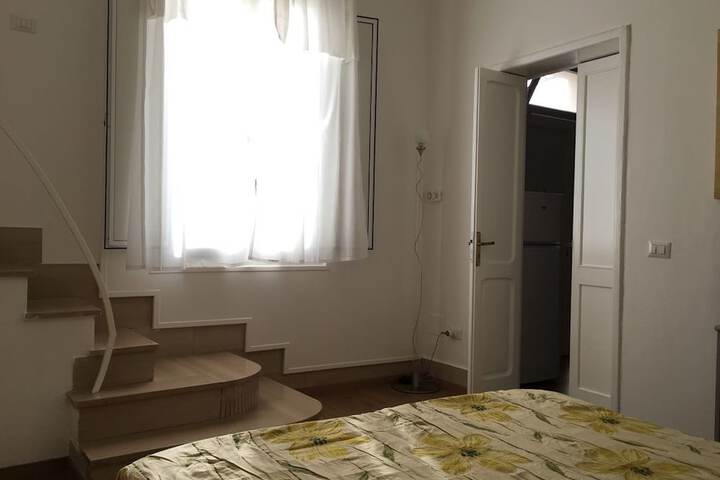 Room 7 of 15