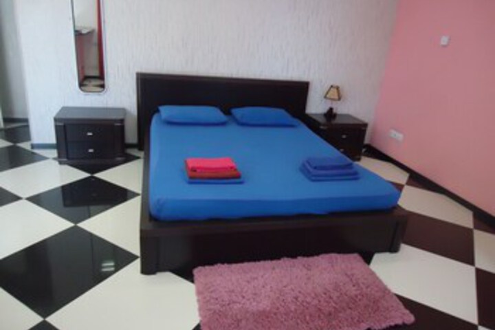 Room 45 of 92