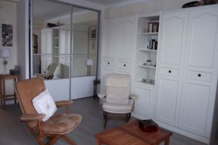 Room 125 of 146