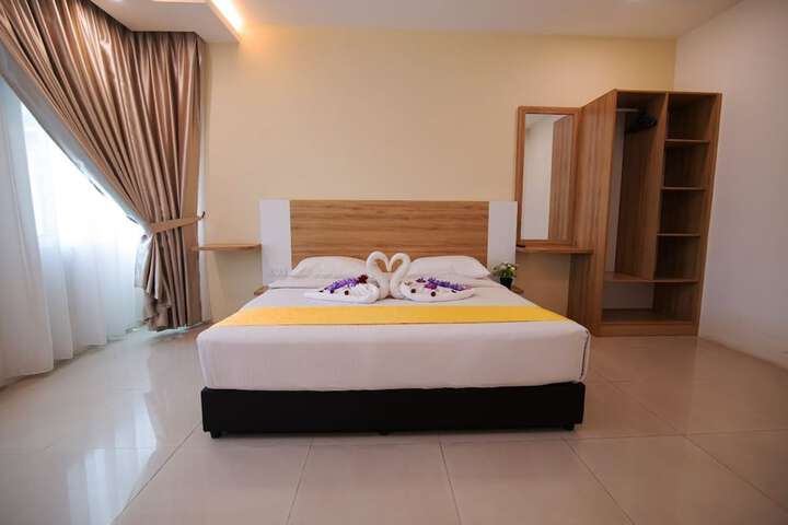Room 12 of 44