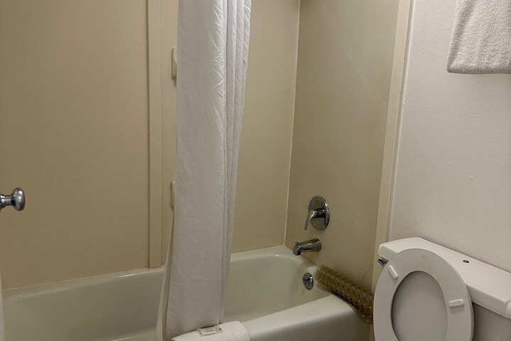 Room 19 of 30