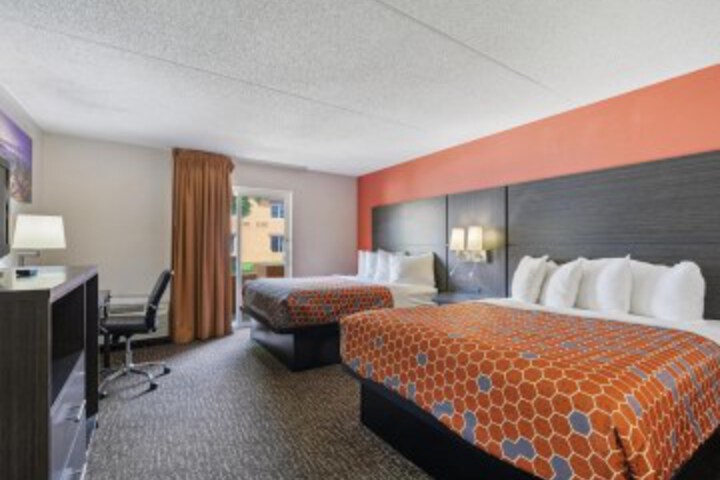 Room 17 of 42