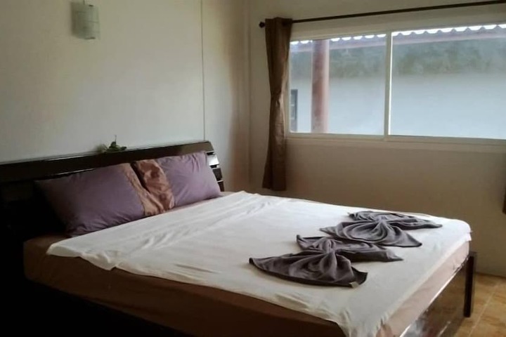 Room 8 of 35