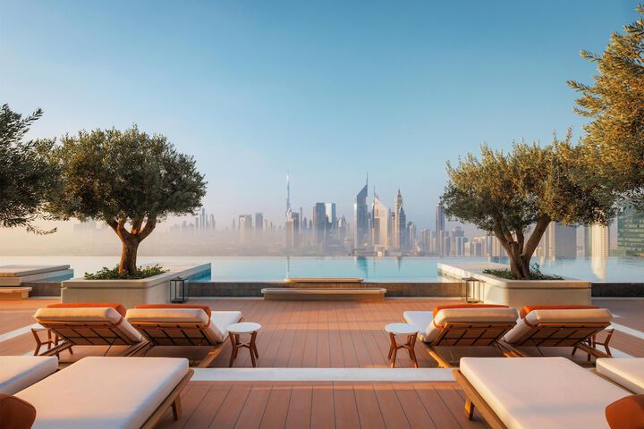 Pool 104 of 154