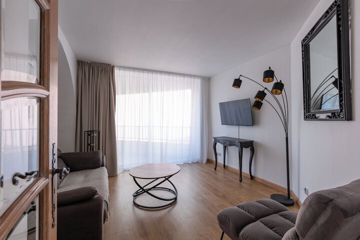 Room 33 of 75