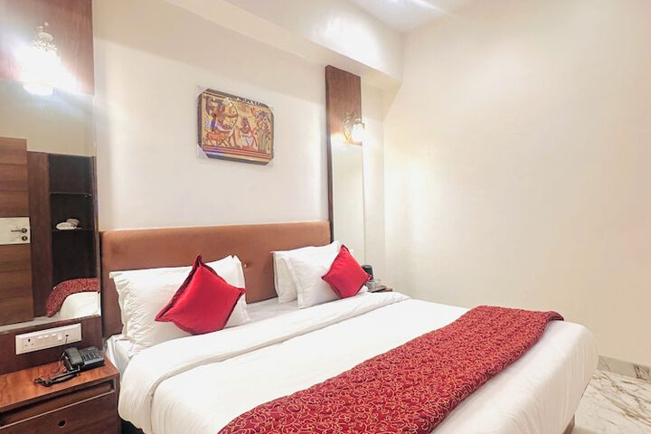 Room 2 of 12