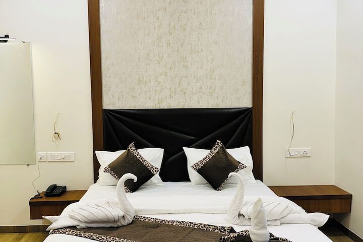Room 16 of 84