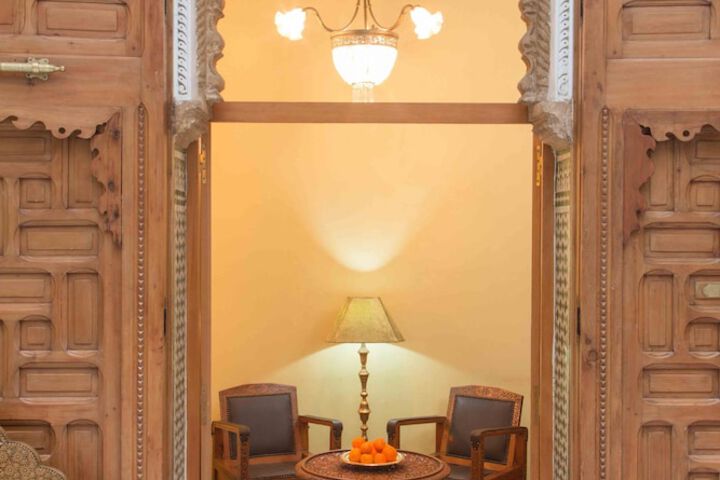 Room amenity