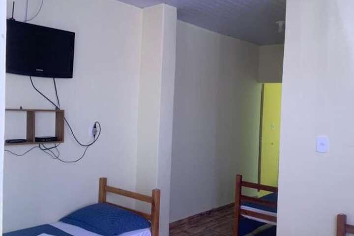Room 11 of 27