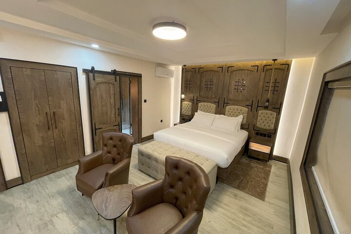 Room 20 of 25