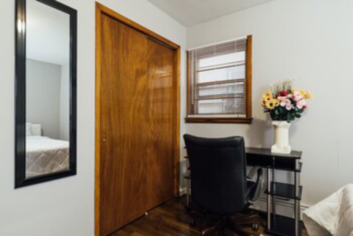 Room 25 of 72