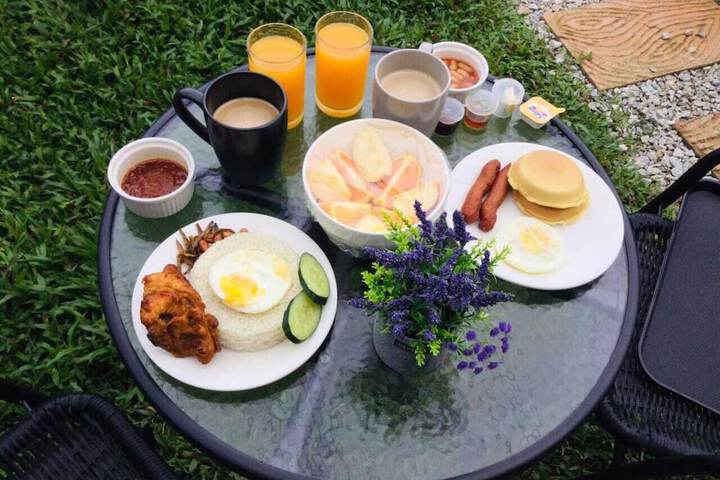 Breakfast/Coffee Service 36 of 59
