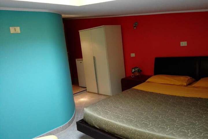Room 3 of 11