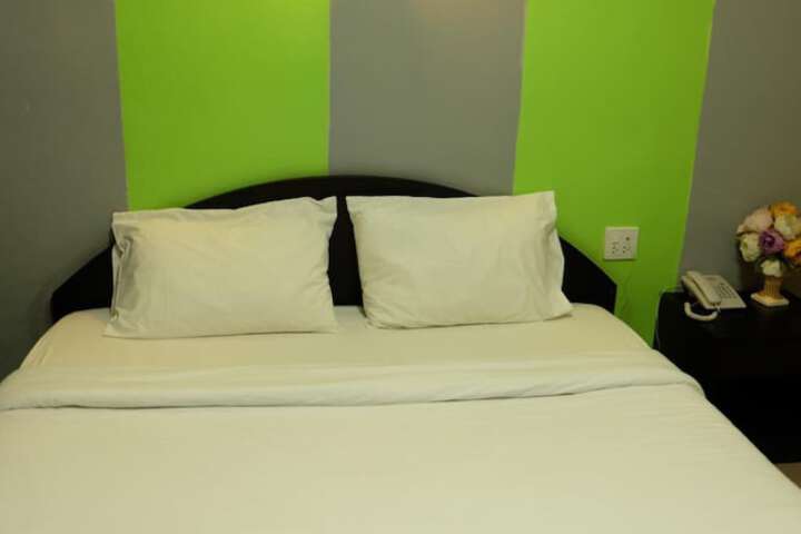 Room 42 of 67