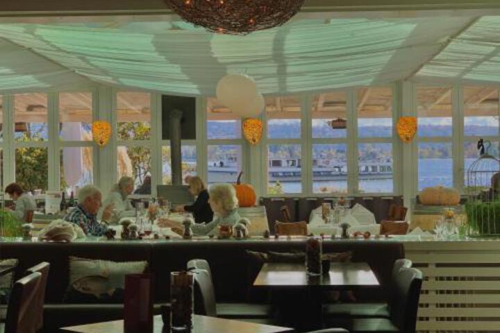 HOTEL JEAN-JACQUES ROUSSEAU