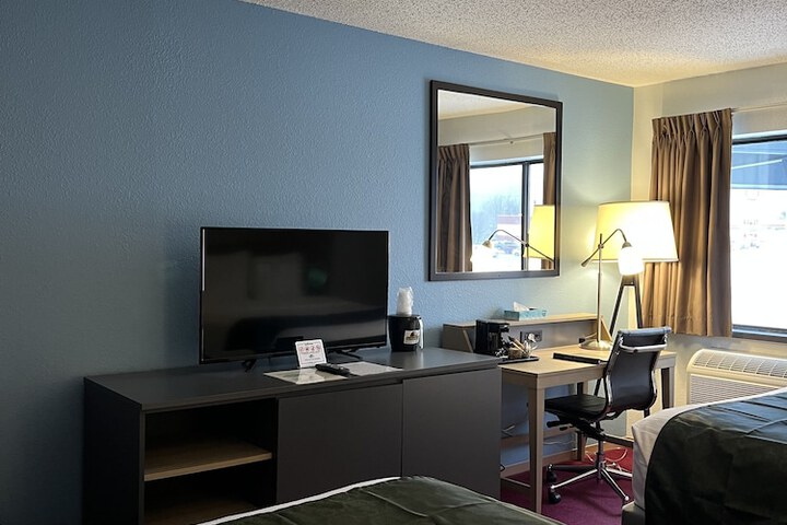 Room 12 of 51