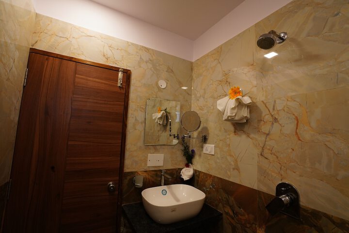 Room 46 of 91