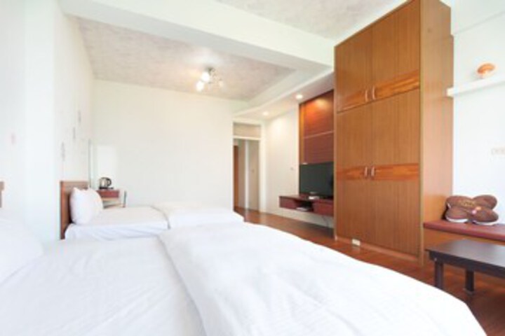 Room 12 of 31