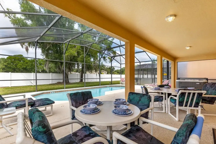 Terrace/Patio 6 of 21