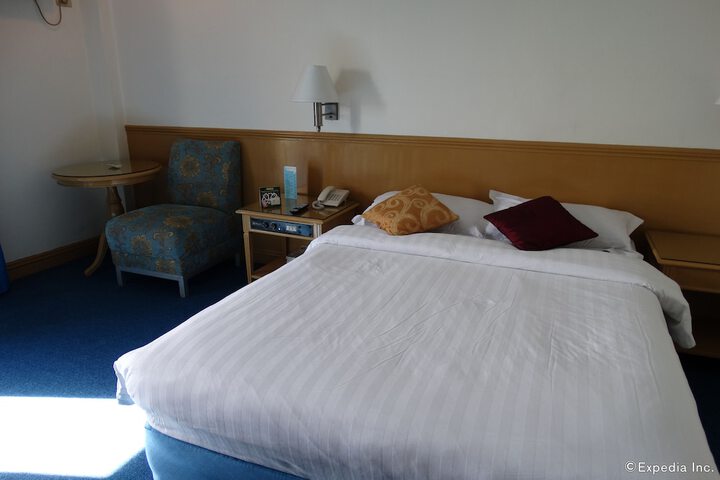 Room 9 of 45