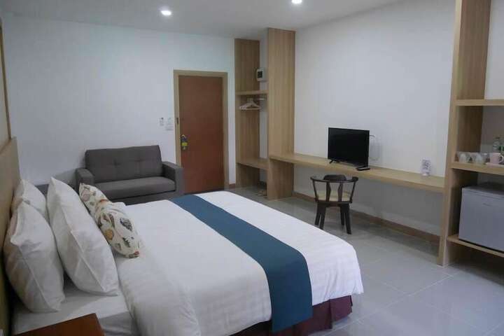 Room 10 of 57