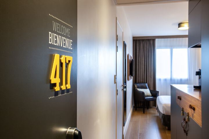 Room 12 of 68