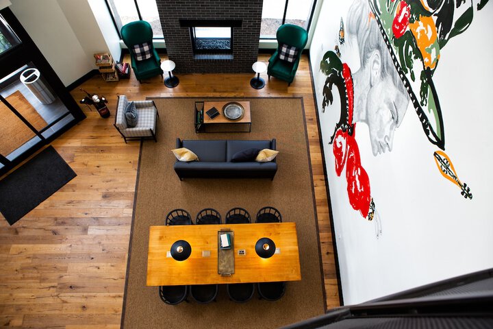 Lobby sitting area