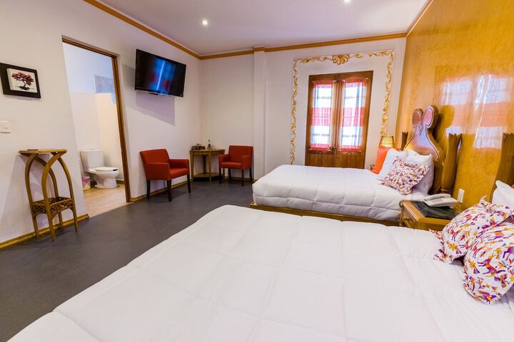 Room 7 of 40