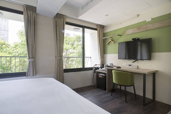 Room 56 of 77