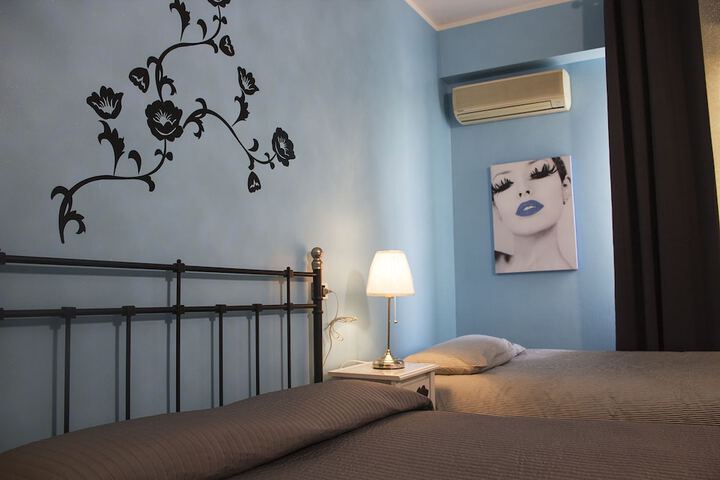 Room 22 of 81