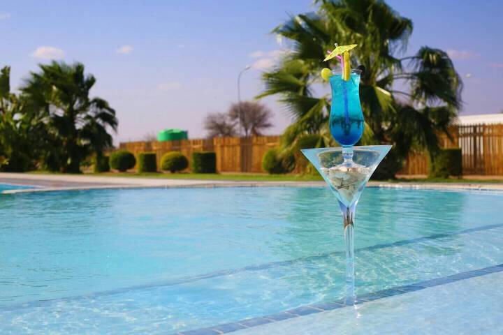 Pools & Facilities